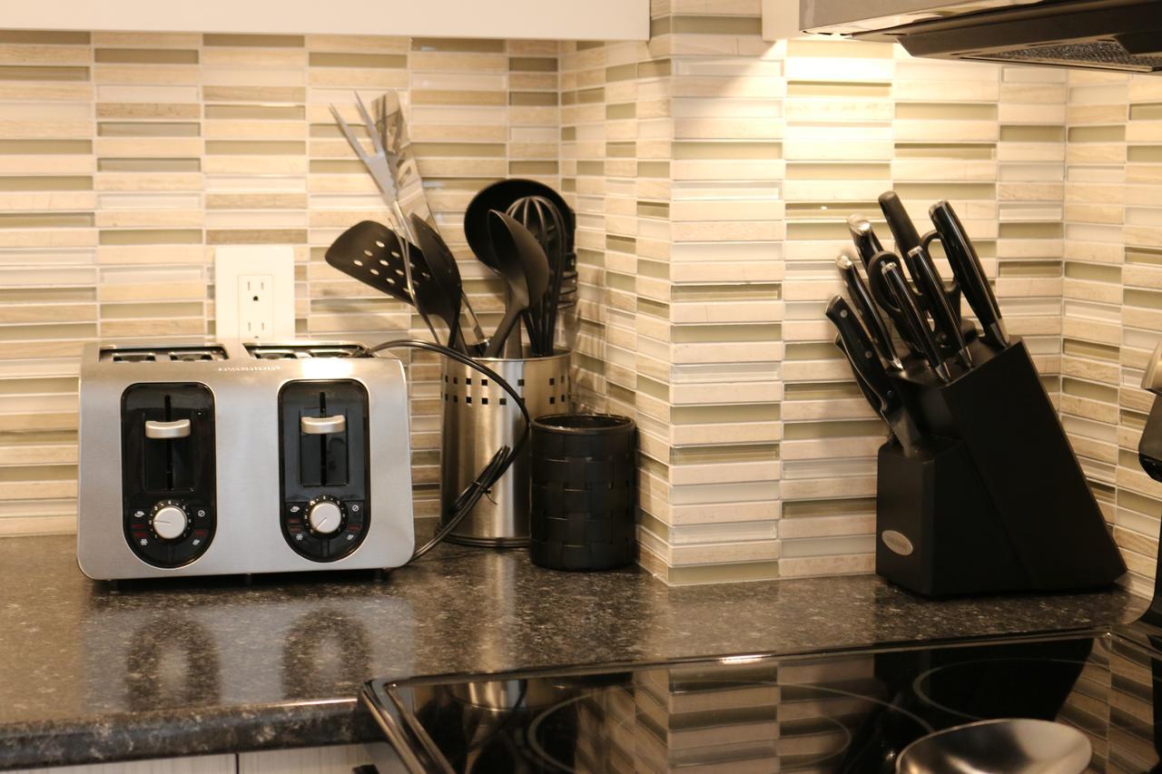 Newton Villa Emerald House Brampton Dış mekan fotoğraf