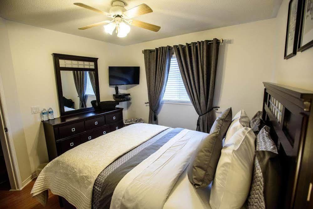Newton Villa Emerald House Brampton Dış mekan fotoğraf